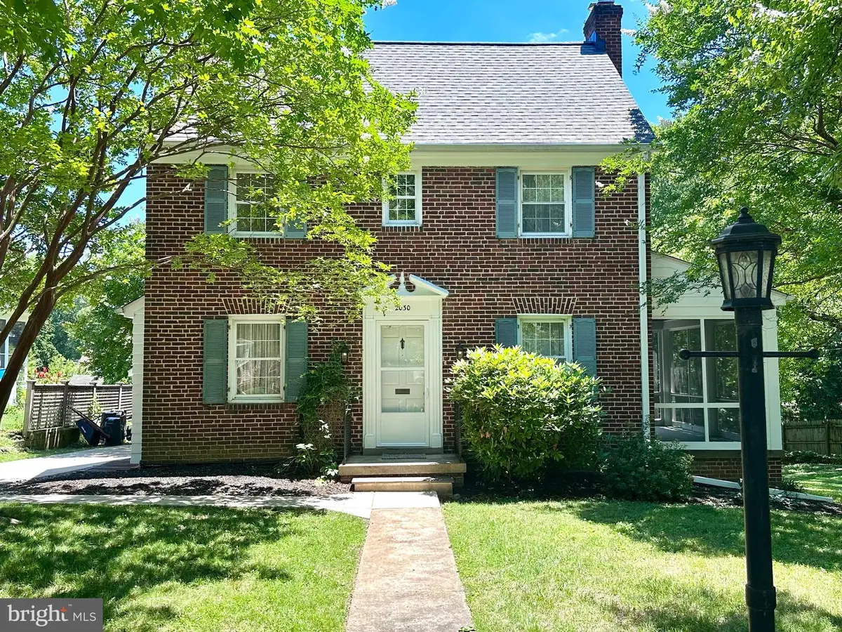 2030 Lanier Dr, Silver Spring, MD 20910 - #1