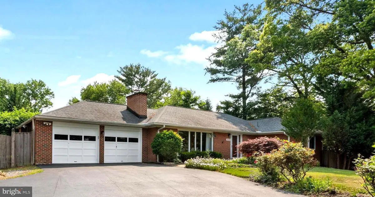 7608 Quintana Ct, Bethesda, MD 20817 - #1