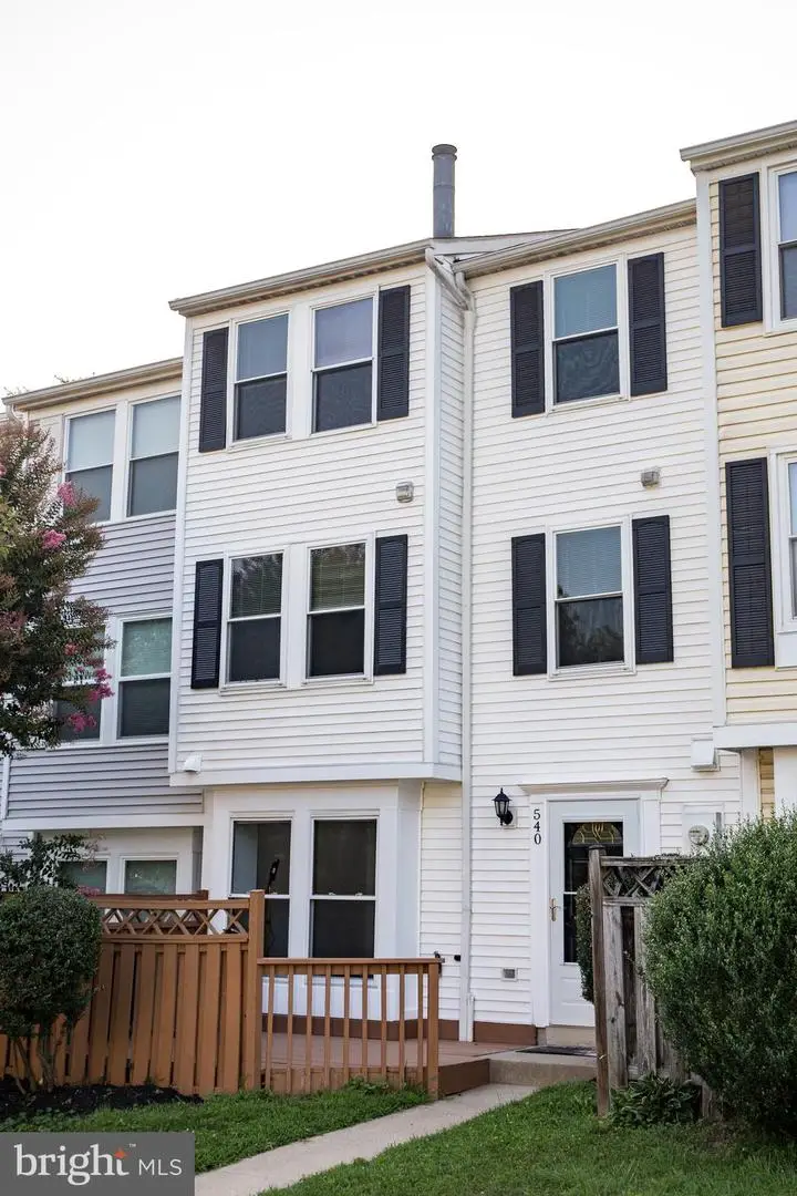 540 Palmtree Dr, Gaithersburg, MD 20878 - #2