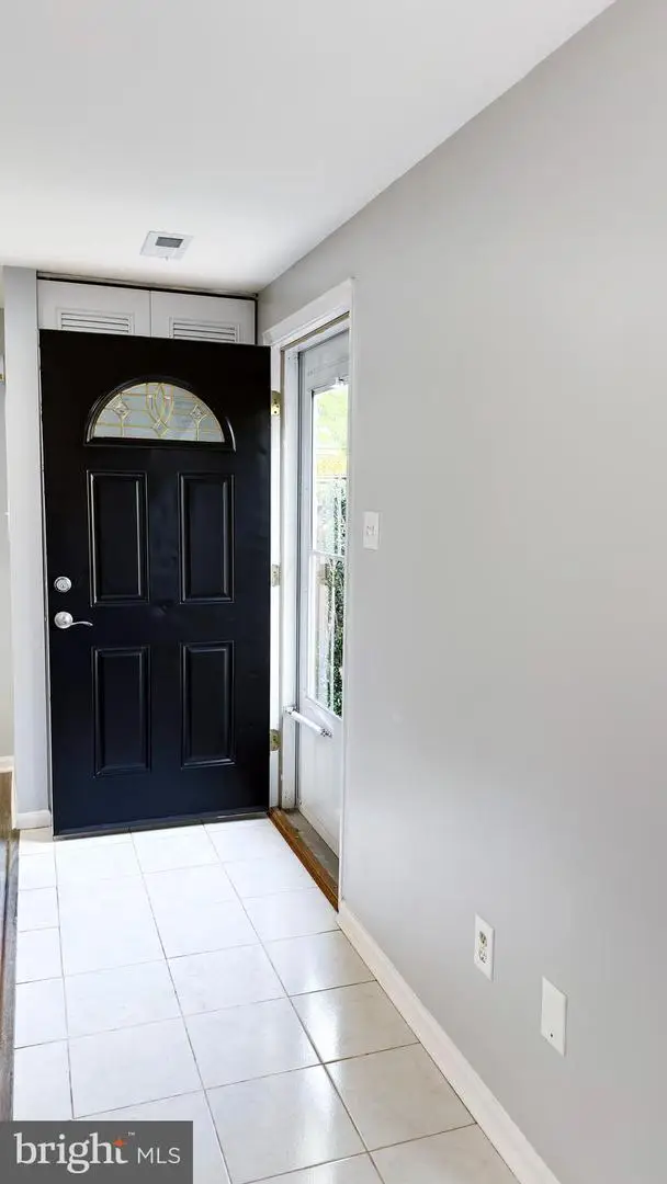 540 Palmtree Dr, Gaithersburg, MD 20878 - #3