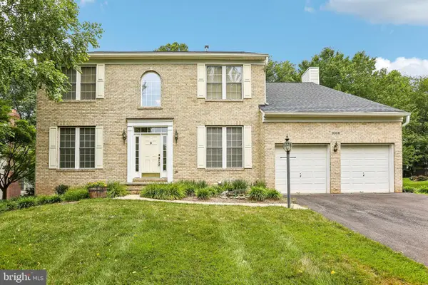 3006 Novak Ter, BURTONSVILLE, MD 20866