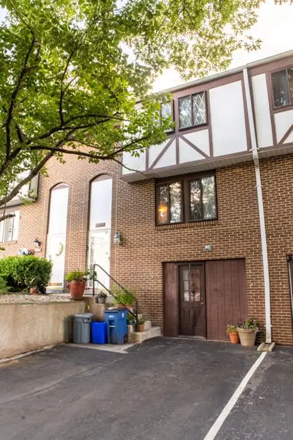 11652 Bedford Ct, Germantown, MD 20876 - #1