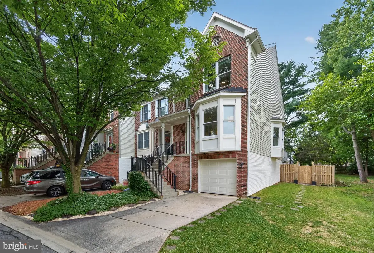 121 Swarthmore Ave, Gaithersburg, MD 20877 - #1