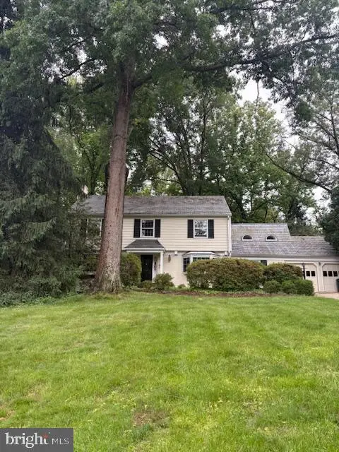 8209 Burning Tree Rd, Bethesda, MD 20817 - #1
