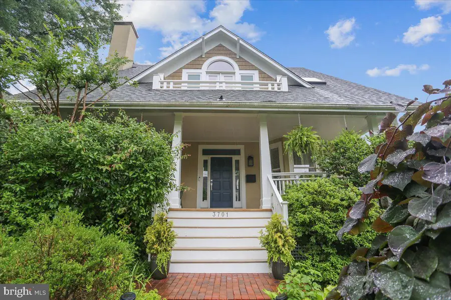 3701 Shepherd St, Chevy Chase, MD 20815 - #2