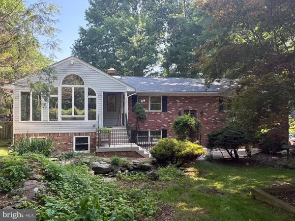 13715 Lewisdale Rd, CLARKSBURG, MD 20871