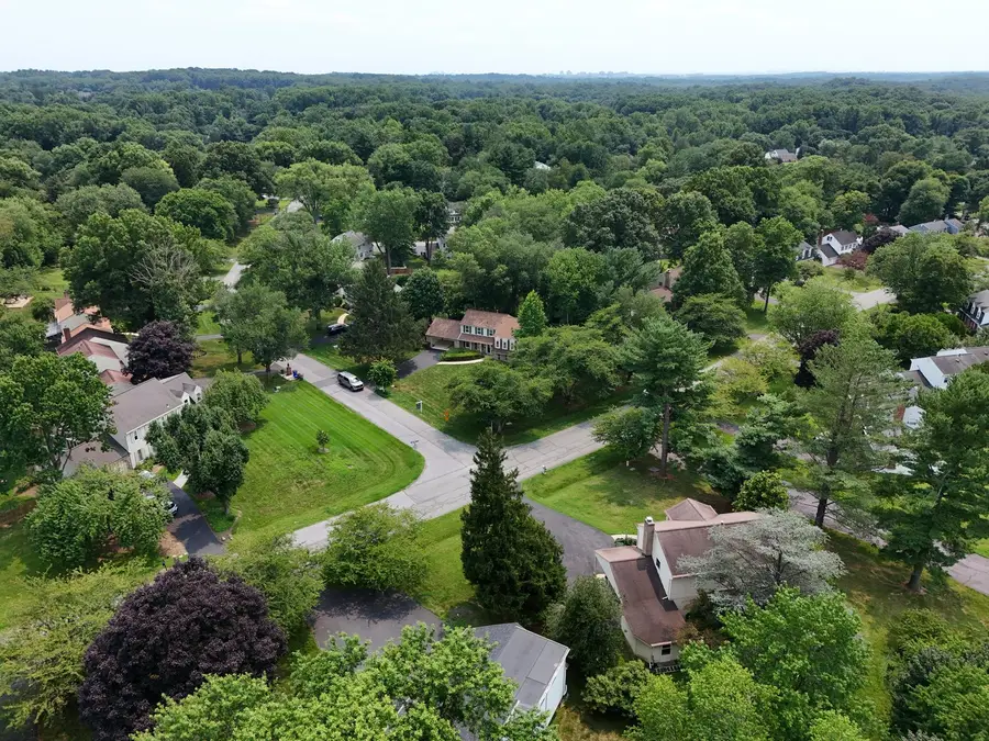 17016 George Washington Dr, Rockville, MD 20853 - #2