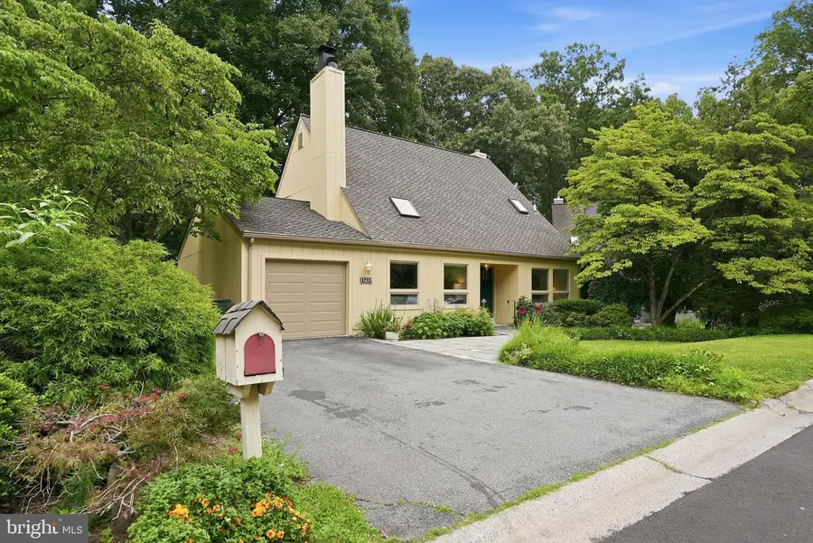 11213 Angus Pl, Potomac, MD 20854 - #3