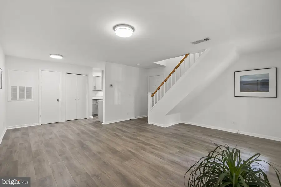10805 Hampton Mill Ter #220, North Bethesda, MD 20852 - #3