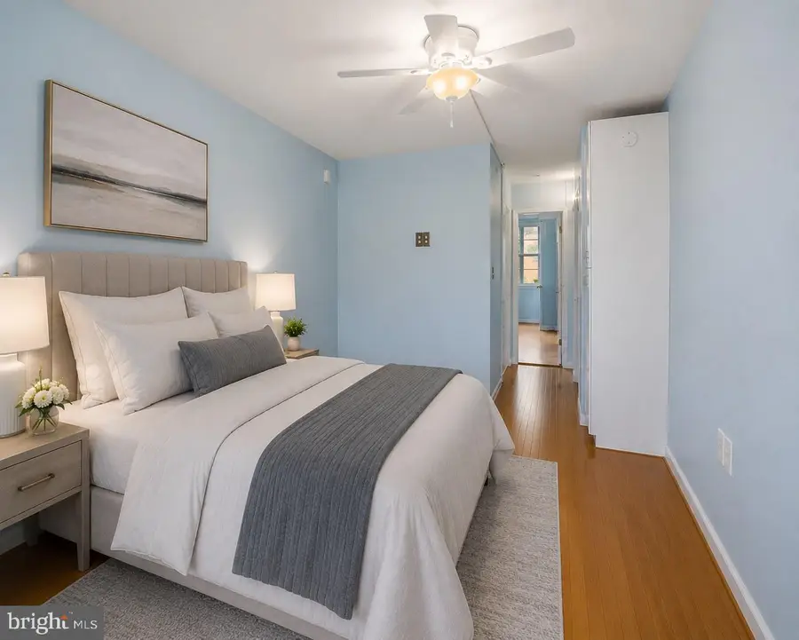 4242 East West Hwy #514, Chevy Chase, MD 20815 - #3