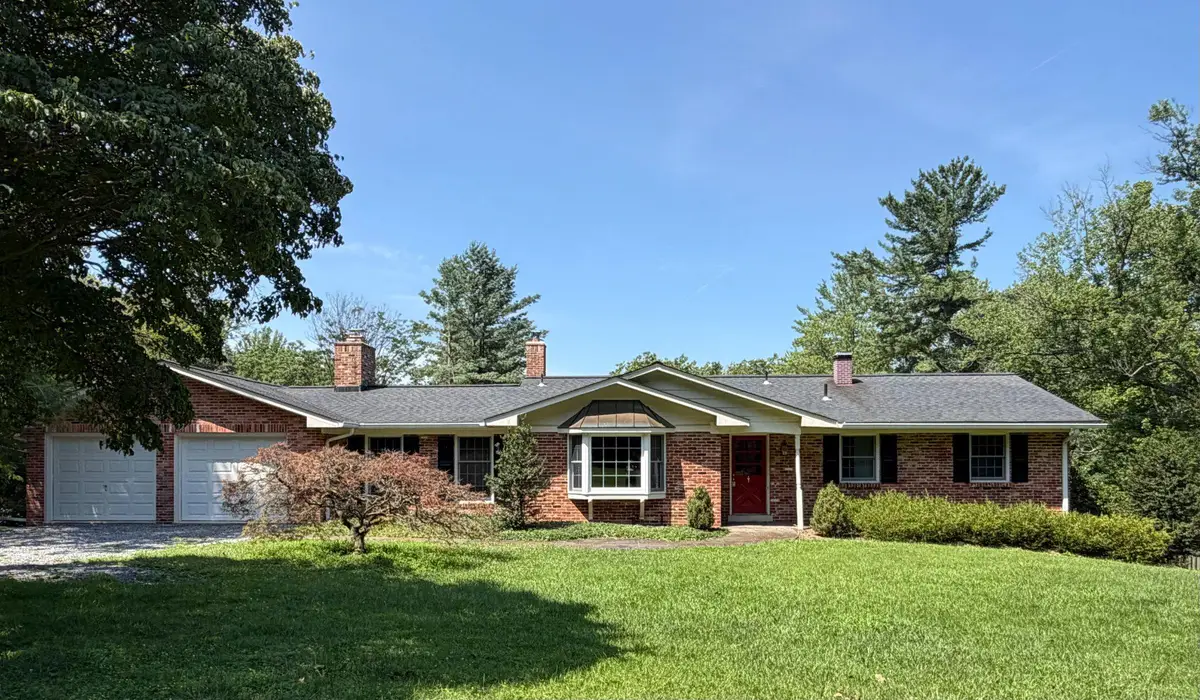 19040 New Hampshire Ave, Brinklow, MD 20862 - #1