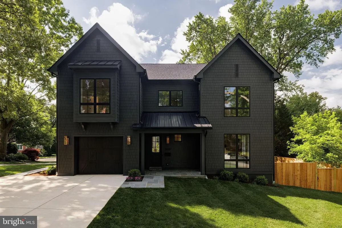 3400 Coquelin Ter, Chevy Chase, MD 20815 - #1