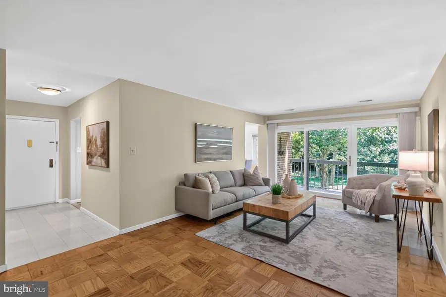 5809 Edson Ln #103, North Bethesda, MD 20852 - #3