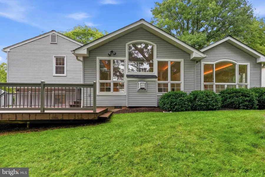 209 Watts Branch Pkwy, Rockville, MD 20850 - #2