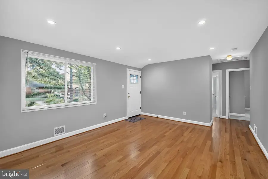 11102 Bucknell Dr, Silver Spring, MD 20902 - #3