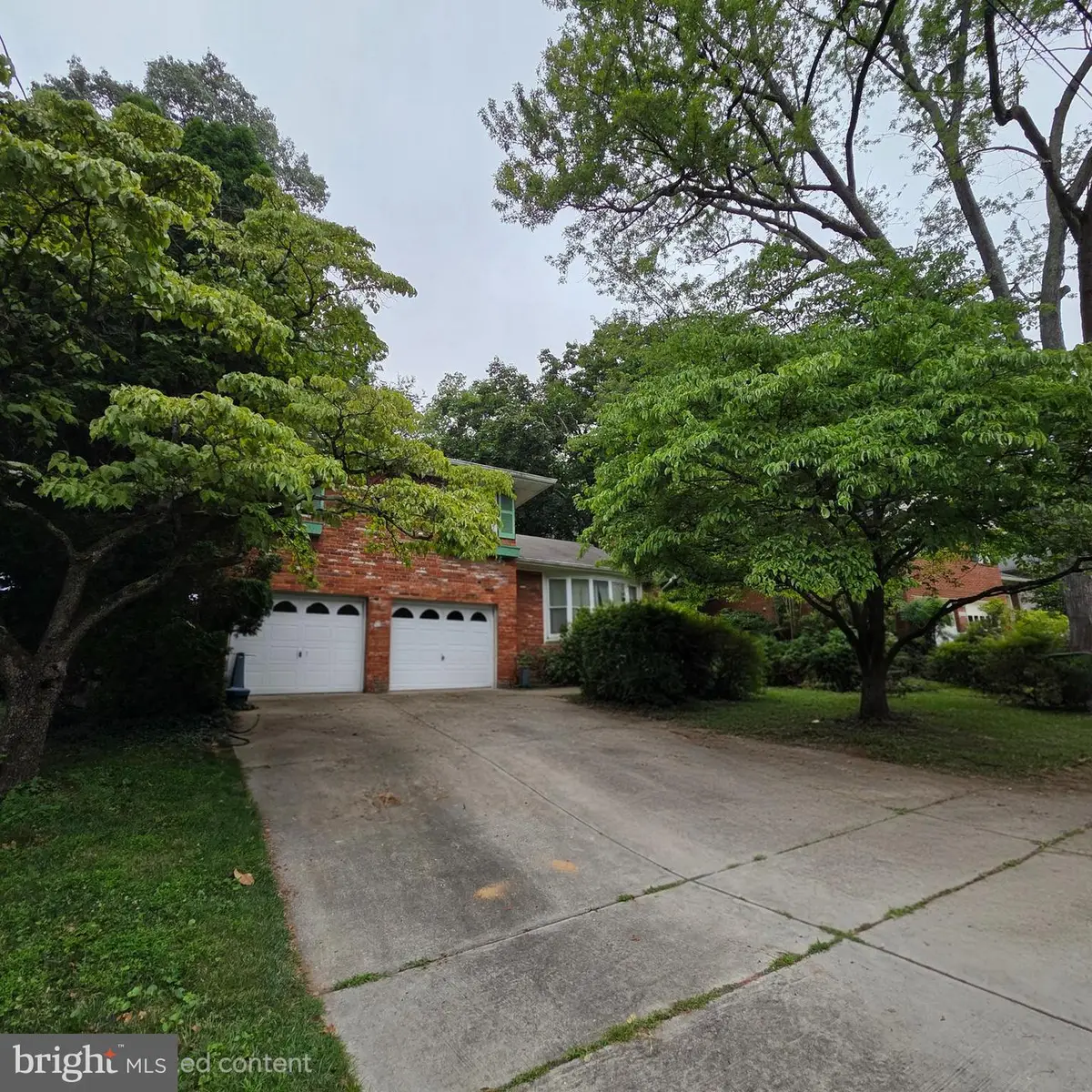 8602 Ewing Dr, Bethesda, MD 20817 - #1
