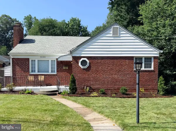 1202 Dennis Ave, SILVER SPRING, MD 20901