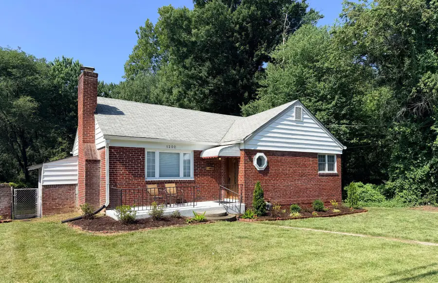1202 Dennis Ave, Silver Spring, MD 20901 - #2