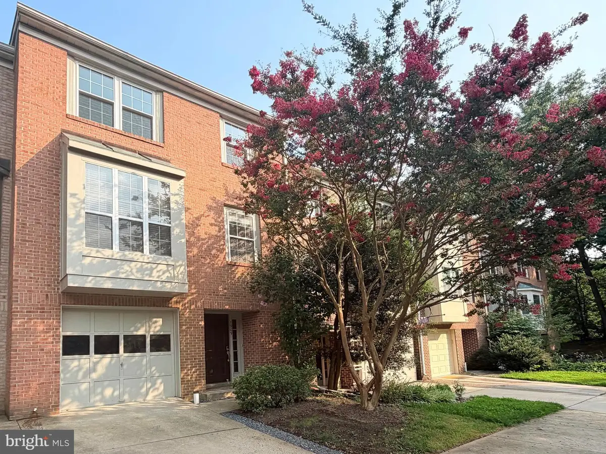1909 Windjammer Way, Gaithersburg, MD 20879 - #1
