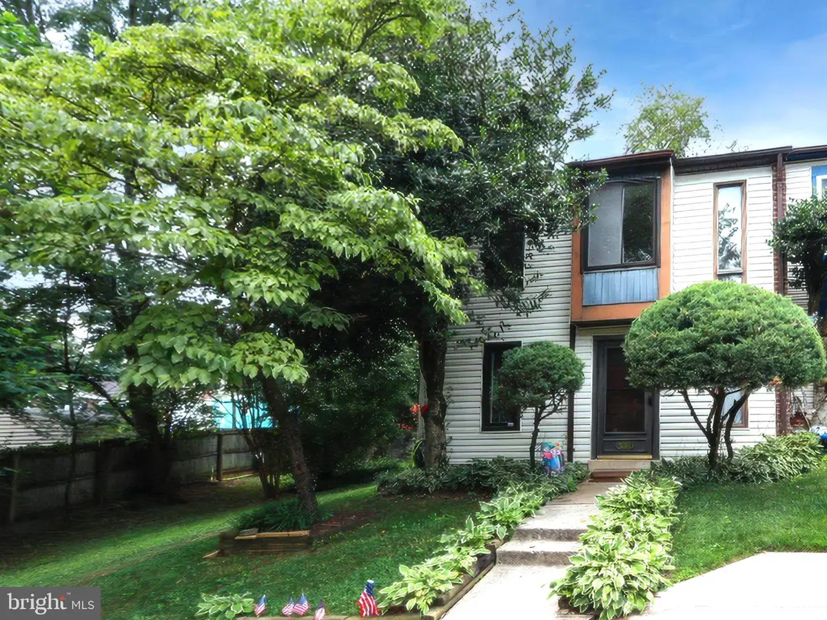 10704 Lester St, Silver Spring, MD 20902 - #1