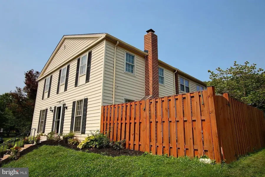9310 Bremerton Way, Gaithersburg, MD 20886 - #3