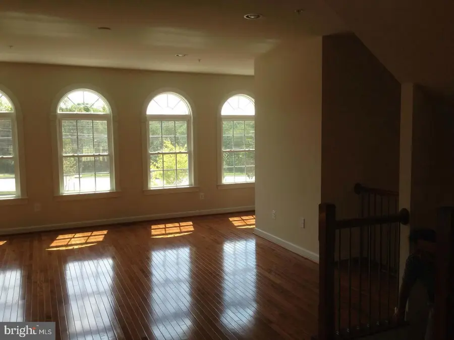 10123 Wootton Crest Way, Rockville, MD 20850 - #2