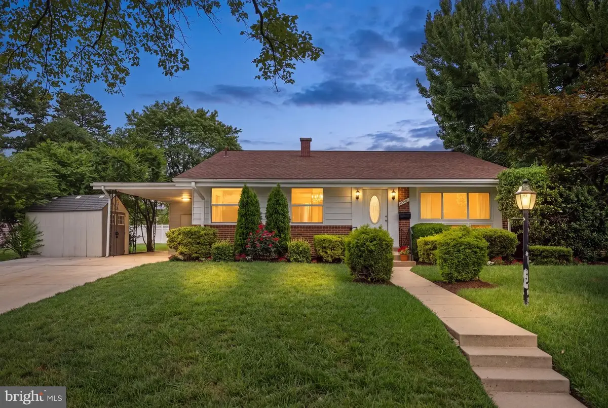 4501 Renn St, Rockville, MD 20853 - #1