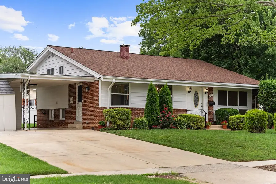 4501 Renn St, Rockville, MD 20853 - #3