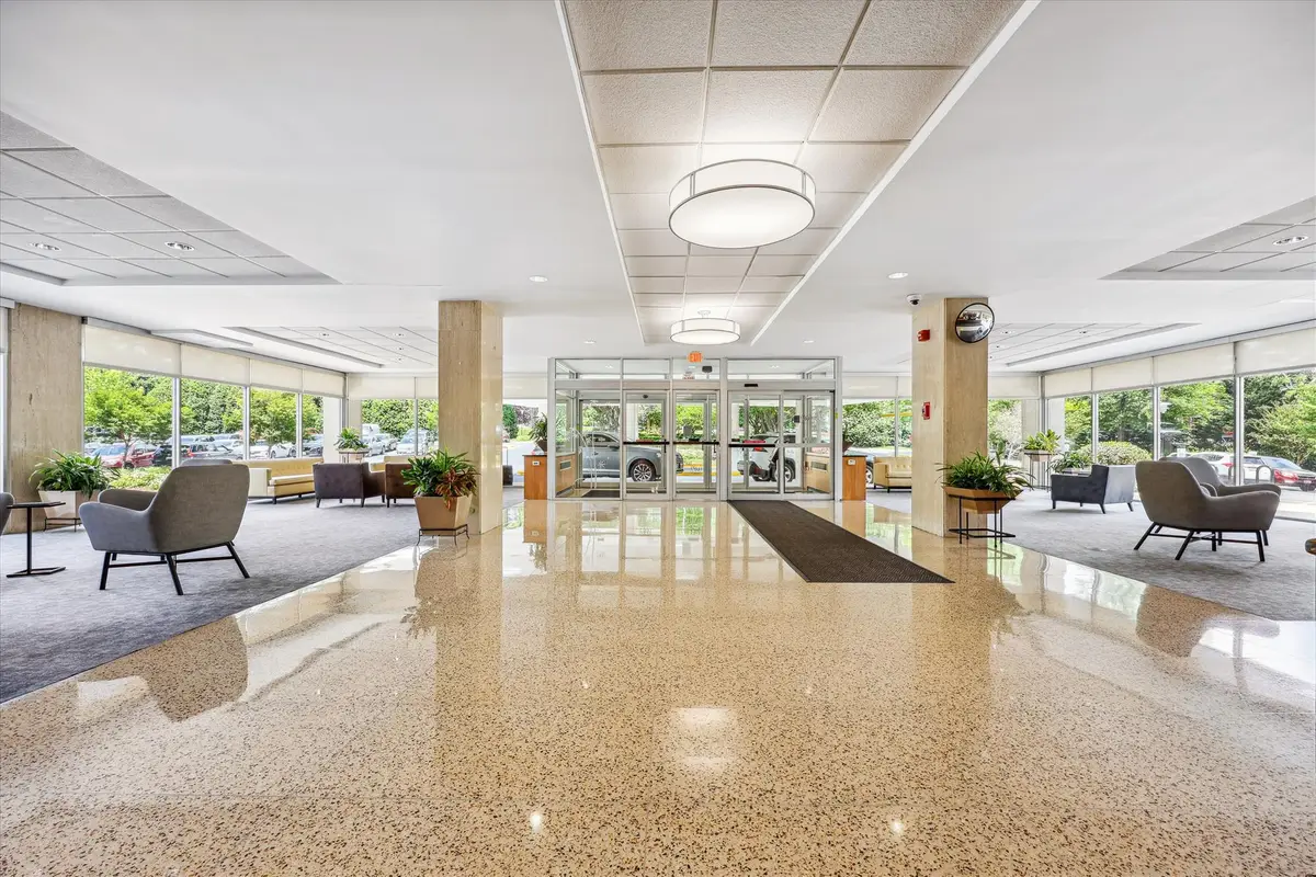 10500 Rockville Pike #122, North Bethesda, MD 20852 - #1