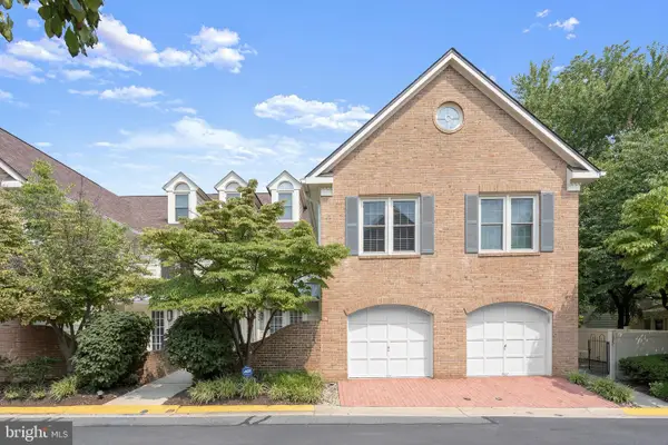 10833 Luxberry Dr #26, ROCKVILLE, MD 20852