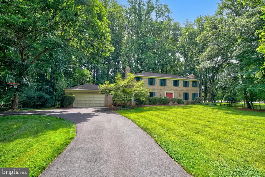 11701 Beekman Pl, Potomac, MD 20854 - #2
