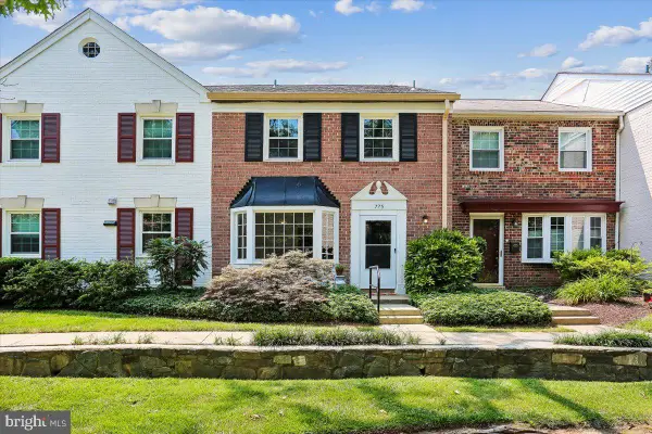 775 Azalea Dr #31-775, ROCKVILLE, MD 20850