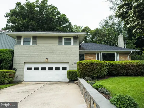 8510 Pelham Rd, BETHESDA, MD 20817