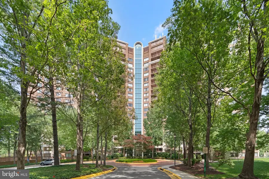 10101 Grosvenor Pl #2013, Rockville, MD 20852 - #2
