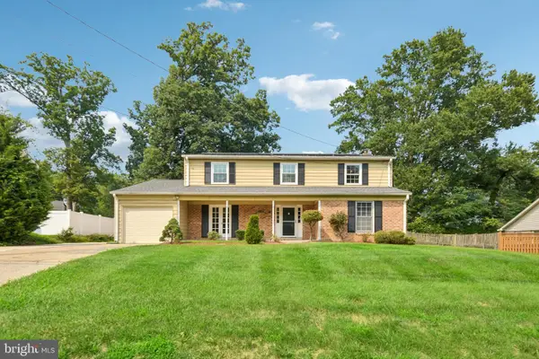 8839 Tuckerman Ln, ROCKVILLE, MD 20854