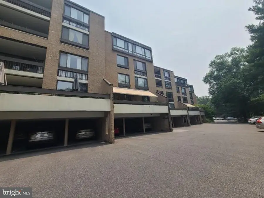 4936 Sentinel Dr #5-401, Bethesda, MD 20816 - #2