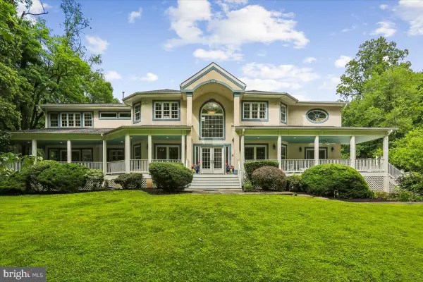 8603 Brickyard Rd, POTOMAC, MD 20854