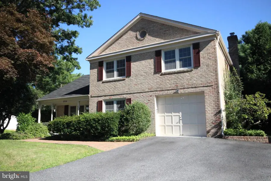 9536 Whetstone Dr, Montgomery Village, MD 20886 - #3