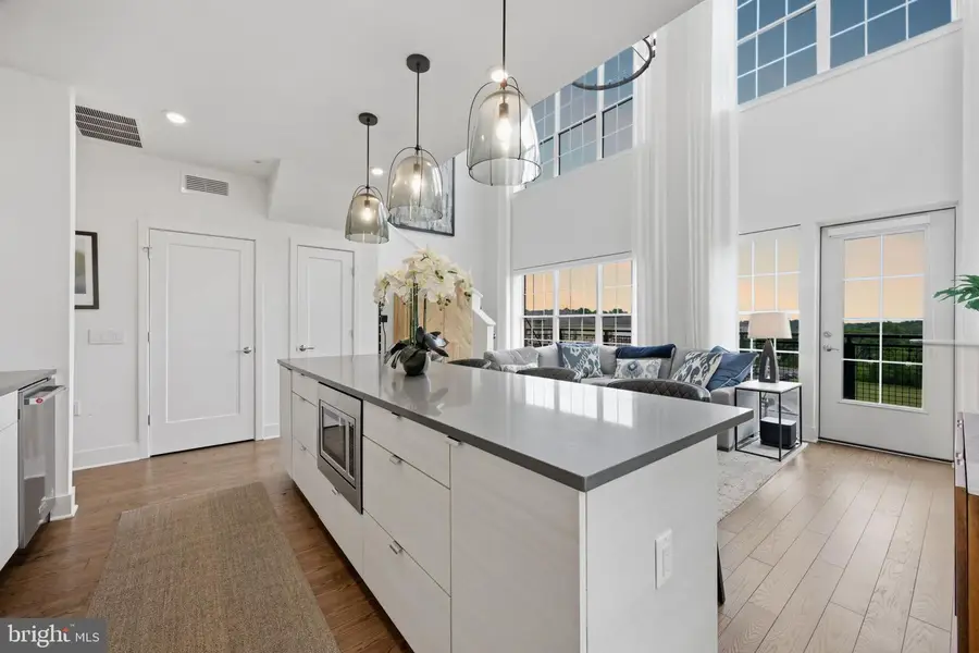 510 Diamondback Dr #461, Gaithersburg, MD 20878 - #2