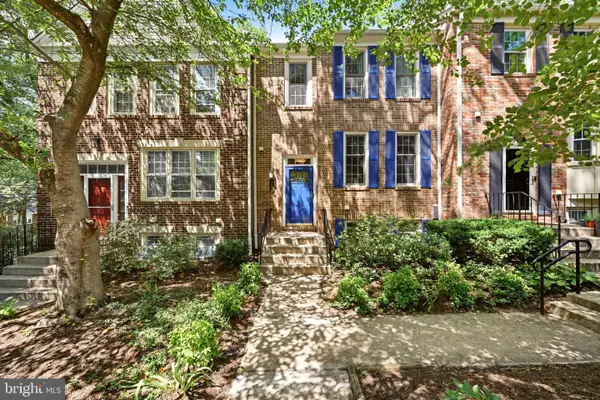 1111 Fairview Ct, SILVER SPRING, MD 20910