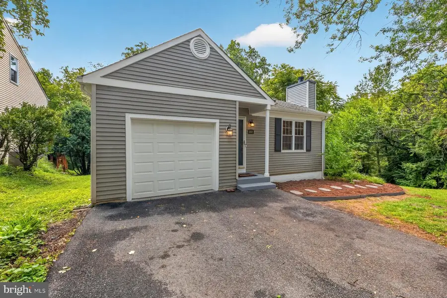 20501 Neerwinder St, Germantown, MD 20874 - #3
