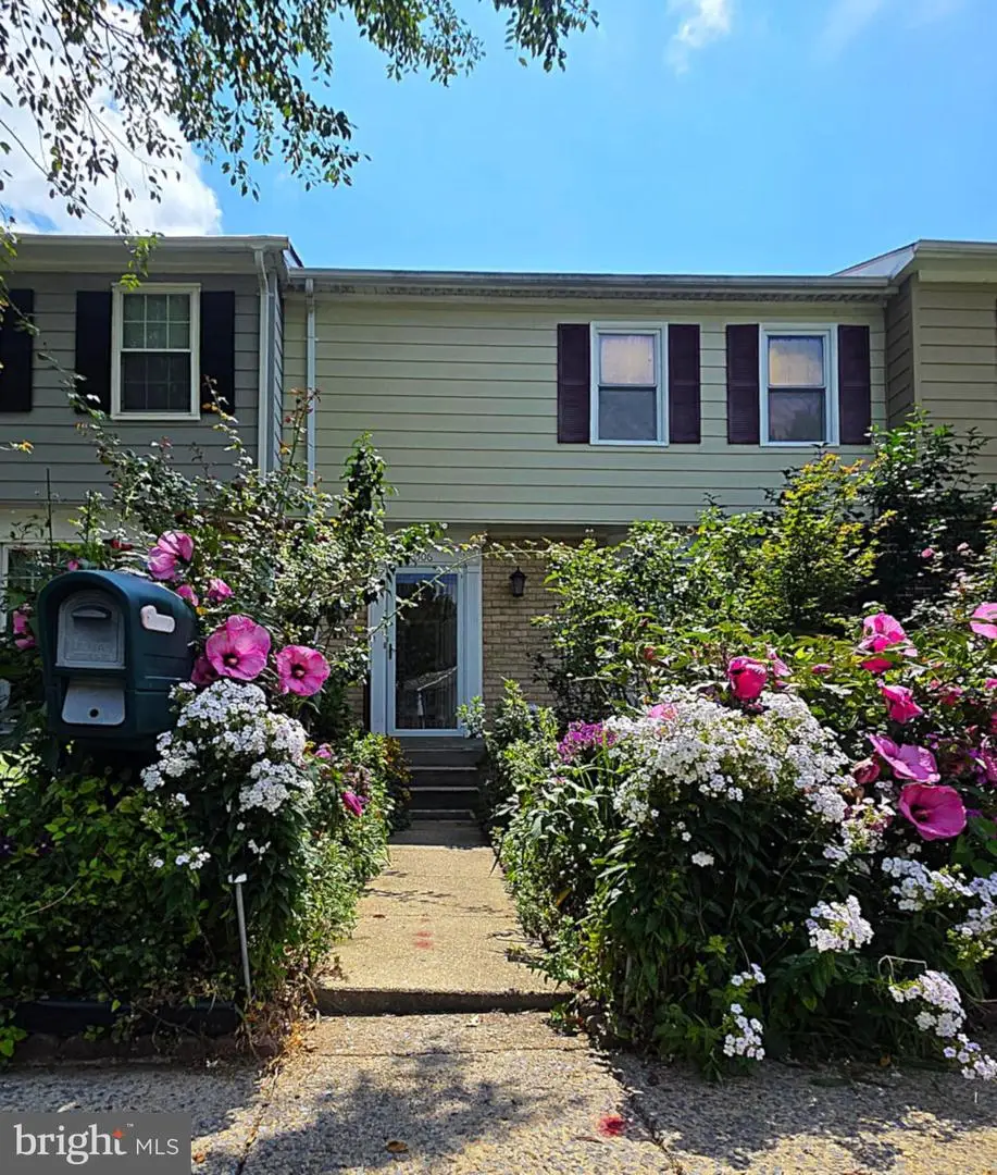 18506 Grouse Ln, Gaithersburg, MD 20879 - #1