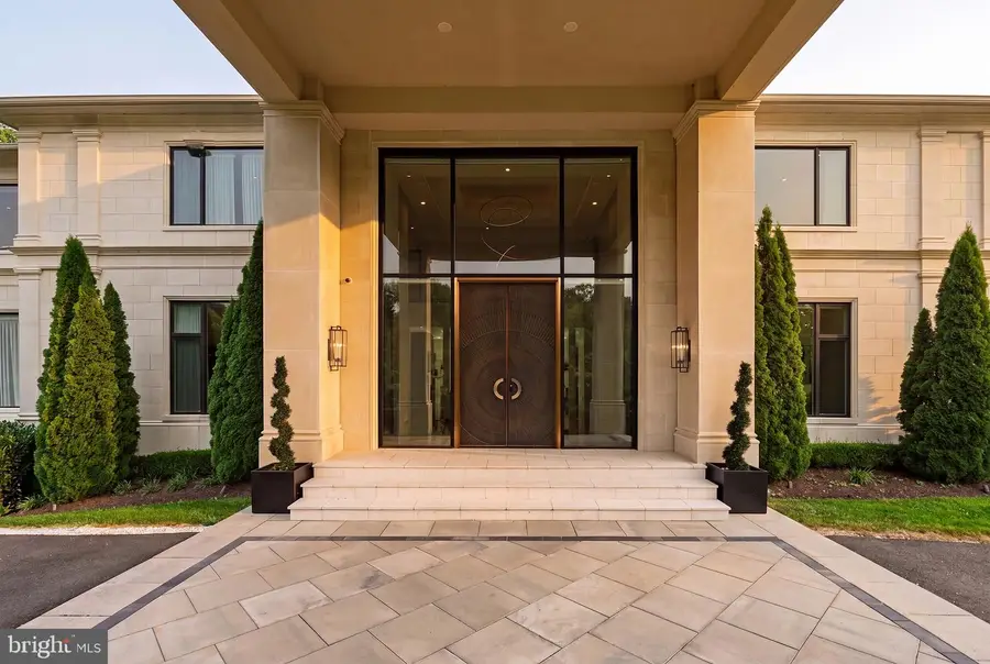 8880 Bradley Blvd, Bethesda, MD 20817 - #3