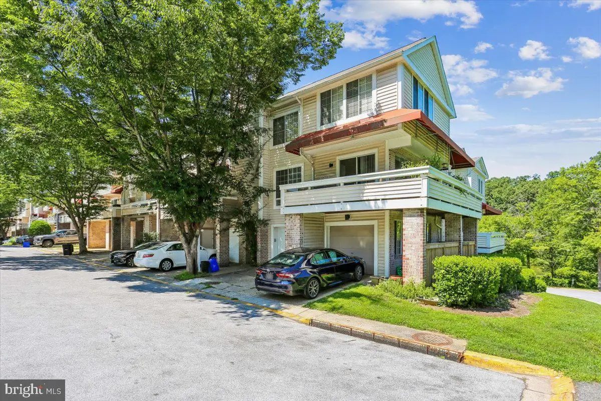 9803 Dockside Ter, Gaithersburg, MD 20886 - #1