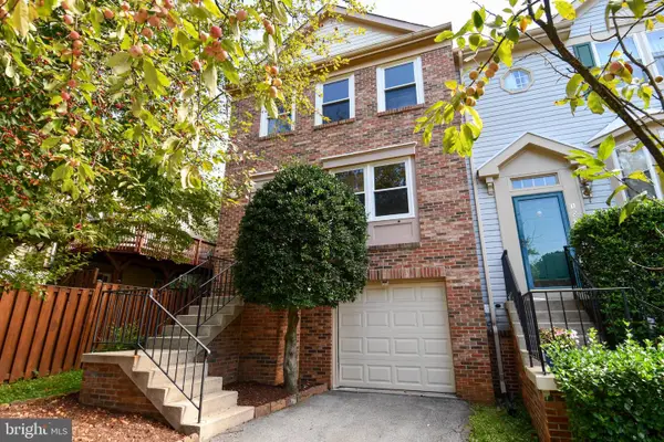 101 Smoothleaf Ln, GAITHERSBURG, MD 20878