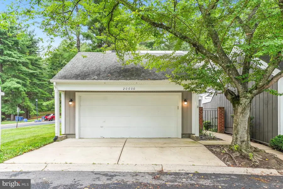 20600 Highland Hall Dr, Montgomery Village, MD 20886 - #3