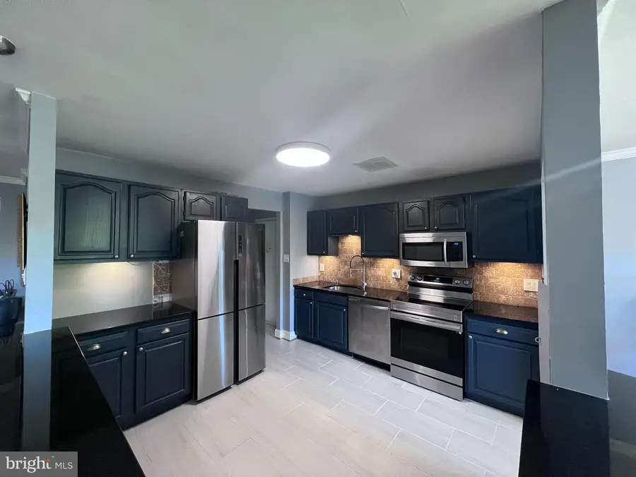 5821 Edson Ln #303, Rockville, MD 20852 - #2