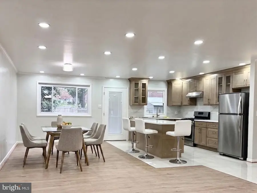 11204 Markwood Dr, Silver Spring, MD 20902 - #3