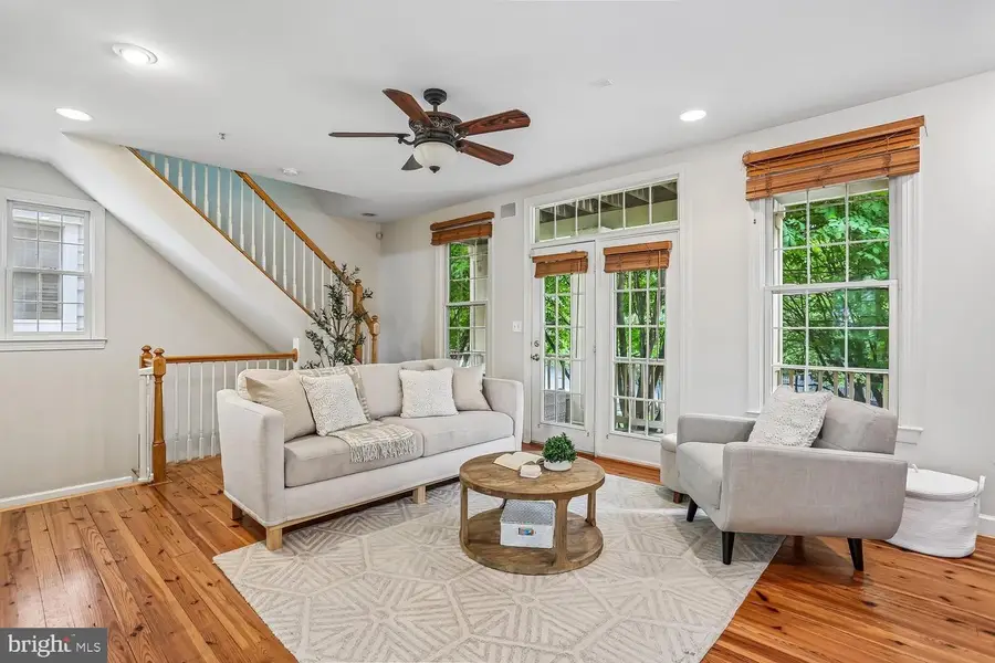 246 Hart Mews, Gaithersburg, MD 20878 - #3