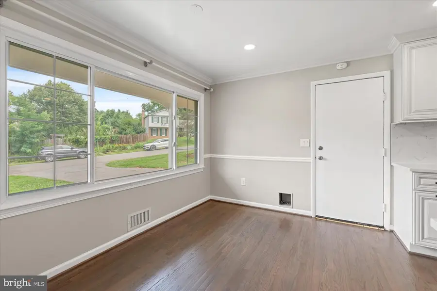 12028 Apple Knoll Ct, North Potomac, MD 20878 - #3